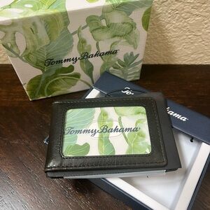 Tommy Bahama Men’s Leather Magnetic Wallet